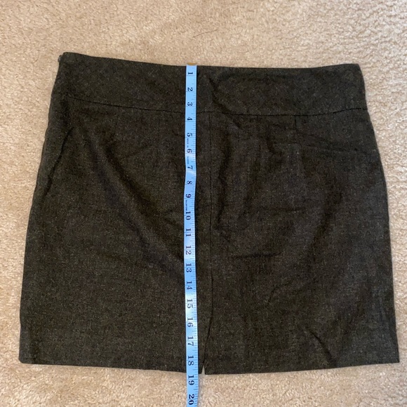 ▪️The Limited Wool Blend Skirt▪️ - Picture 6 of 7